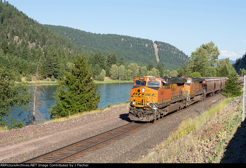 BNSF 6865